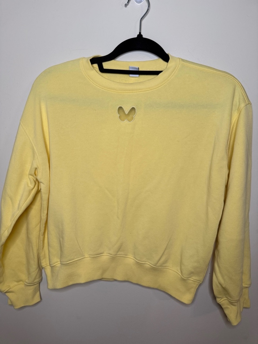 Old Navy Pale Yellow Crewneck Sweatshirt with Navy Tag